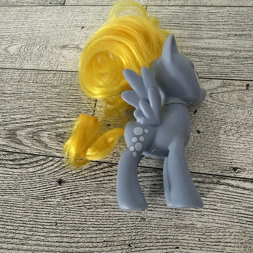 My Little Pony Derpy Hooves Muffin Brushable 3” G4 Pegasus Figure 2016 Rare!!